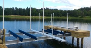 Stolplyft för två båtar