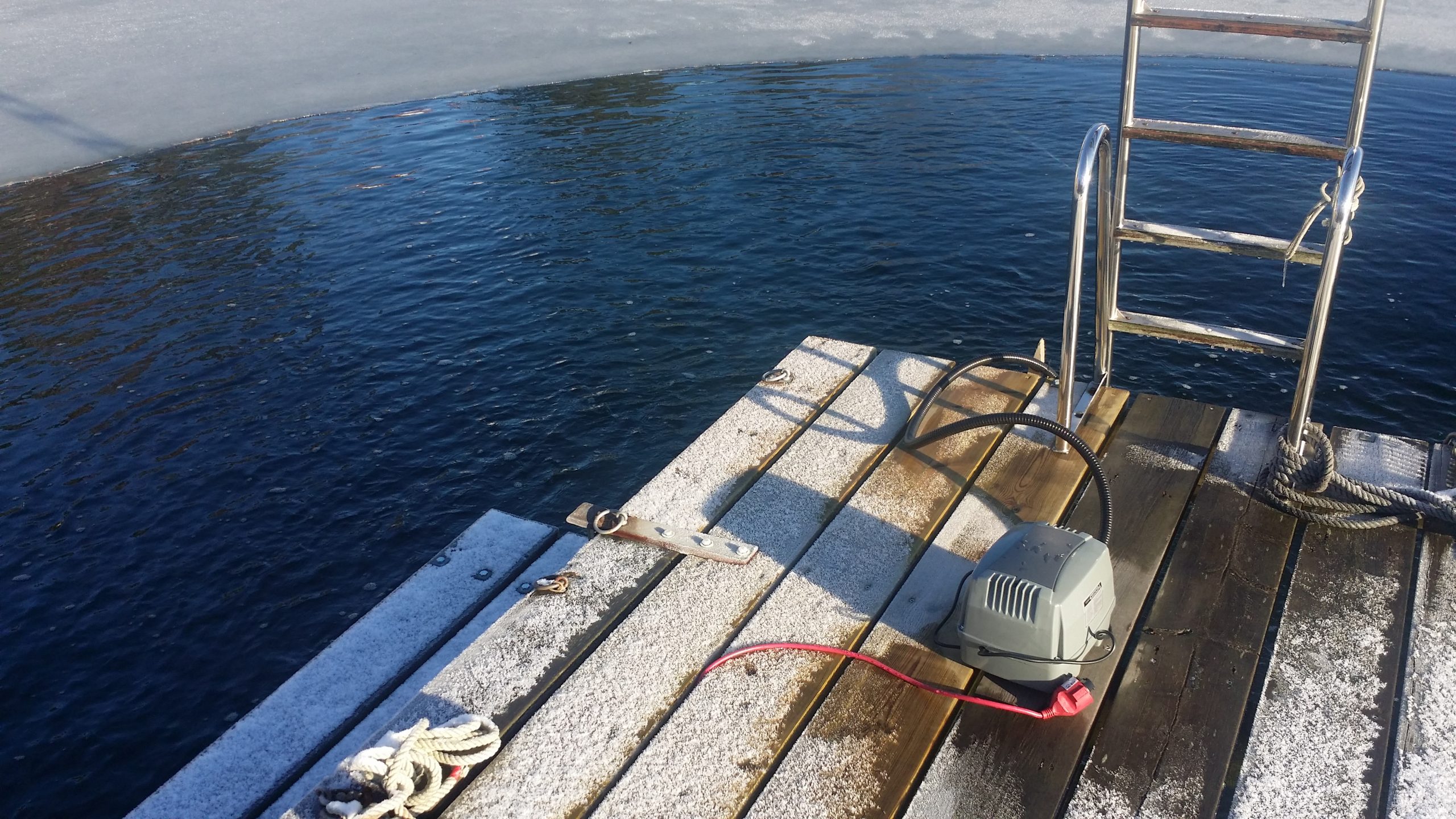 Kuploitin pitää jään poissa